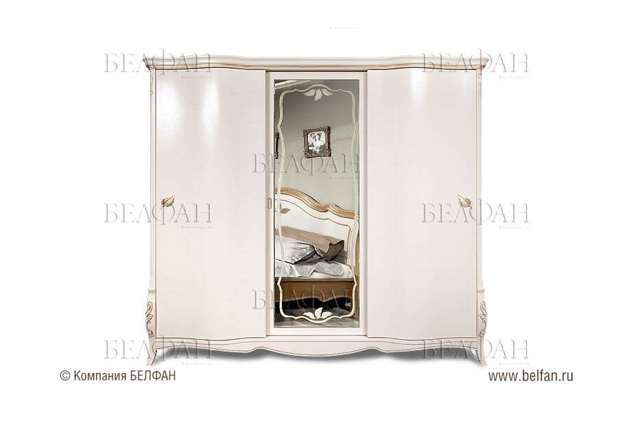 Правила расположения шкафа с большим зеркалом Правила расположения шкафа с большим зеркалом