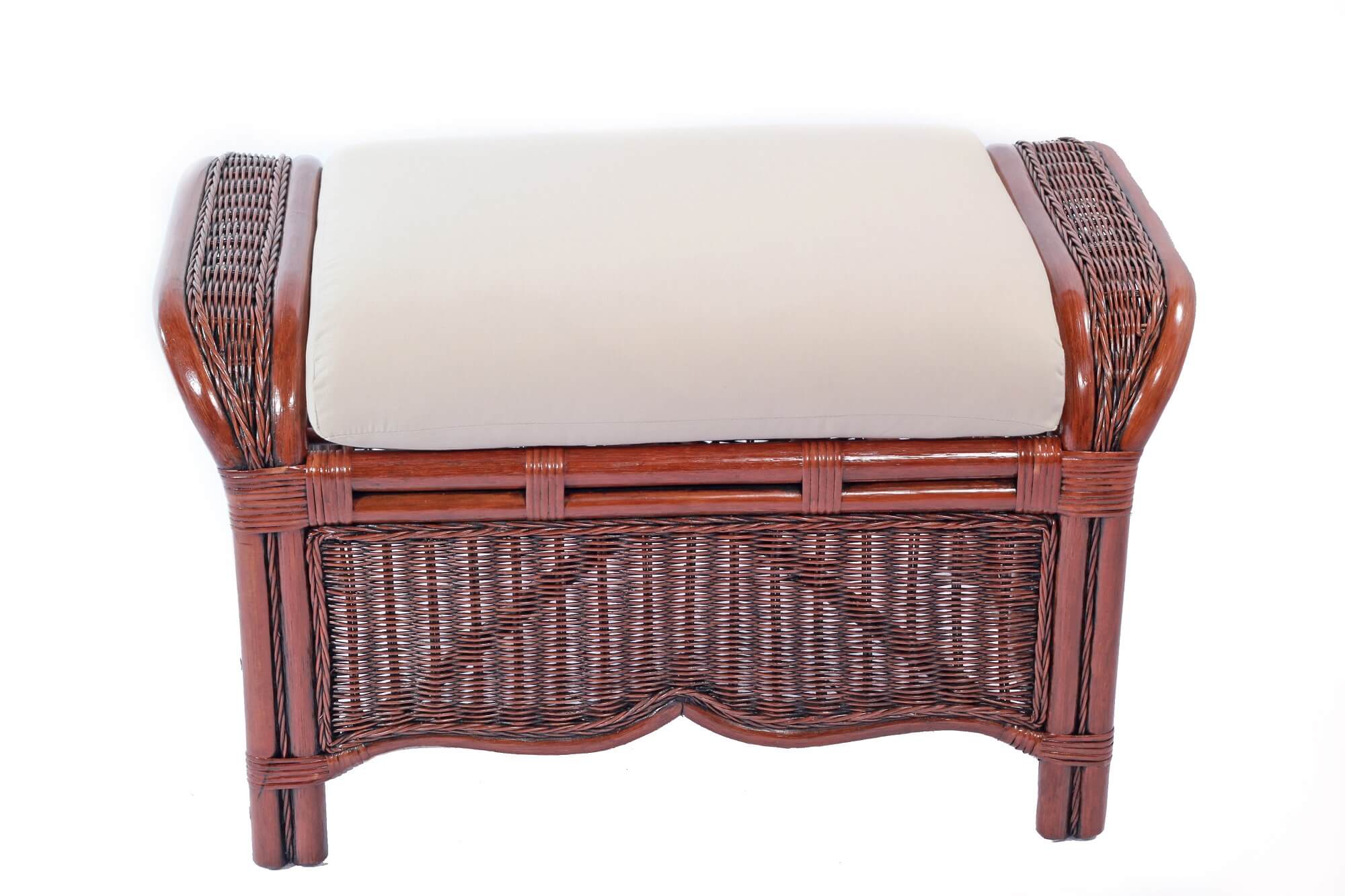 Современные модели банкеток из ротанга