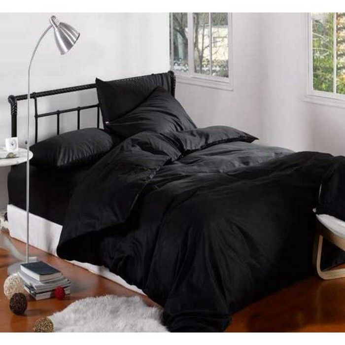 Постельное белье белого цвета